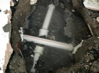 白河阳台漏水维修公司为您分享楼上楼下漏水怎么处理